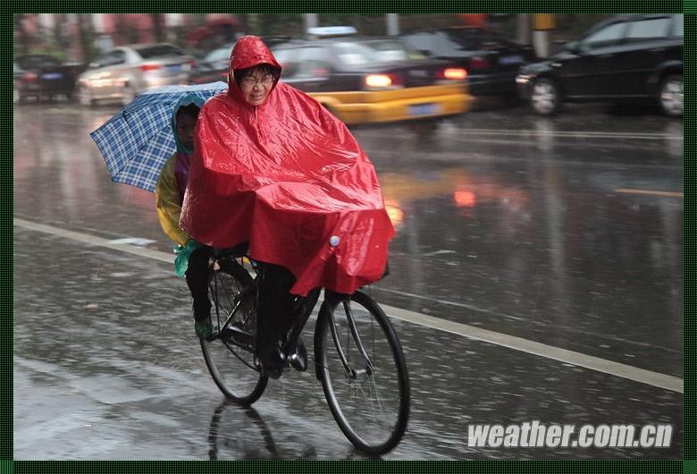 雨中骑车的魅力：挑战极限，拥抱美丽